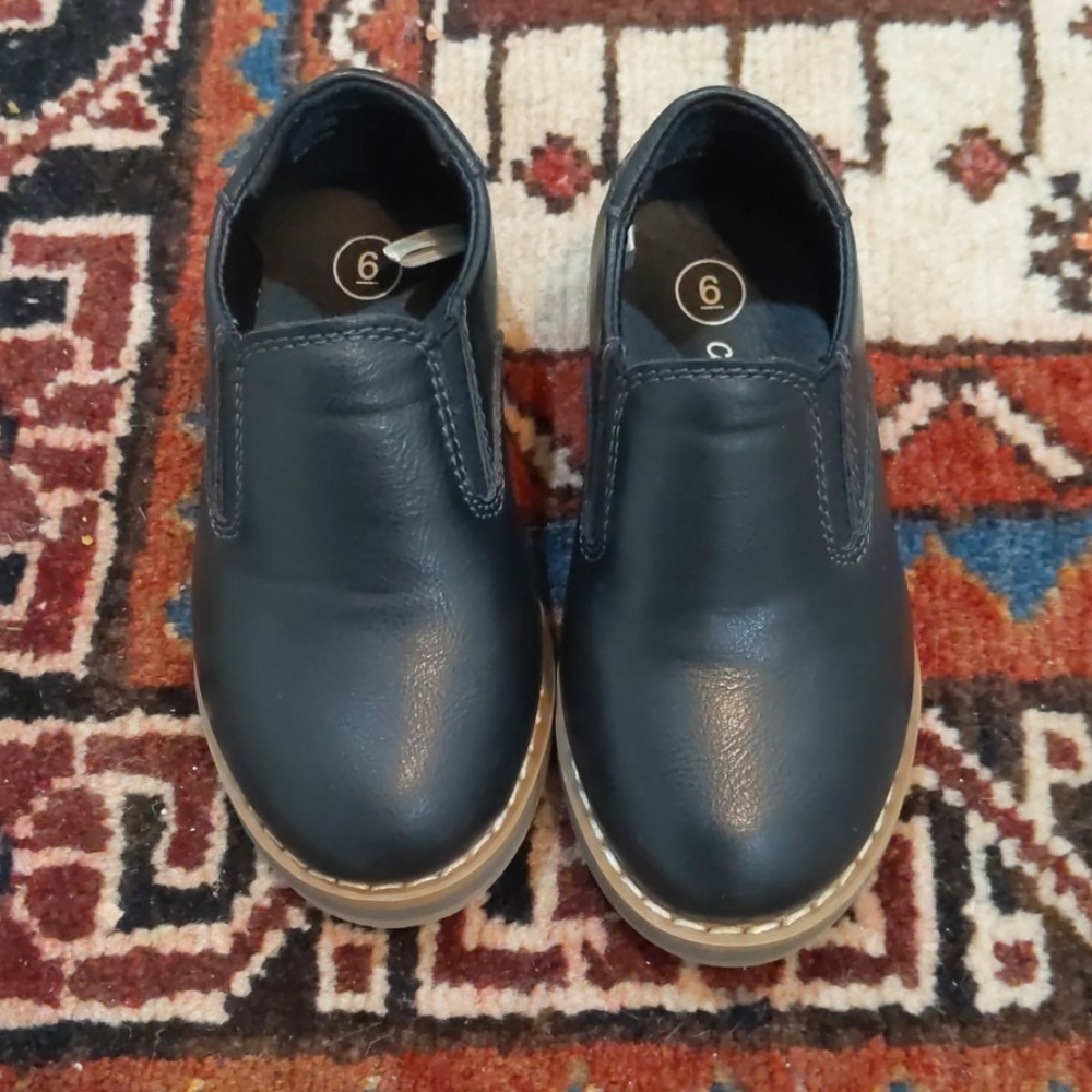 Cat & Jack size six loafers - basically new
